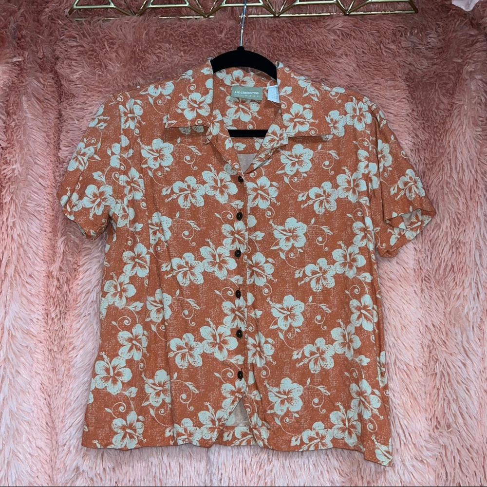 Liz Claiborne Hawaiian Inspired Print Button Top